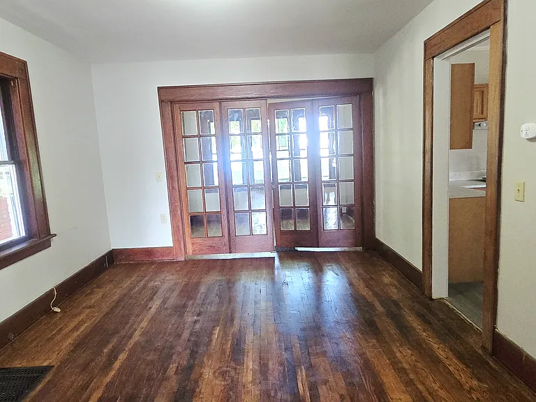 3110 Peach St — Photo 6