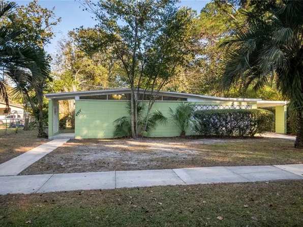 2711 NE 12th St, Gainesville, FL 32609