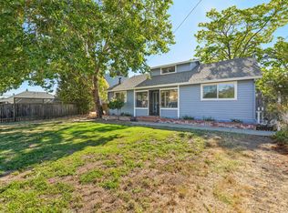 1715 Ridley Ave, Santa Rosa, CA 95403