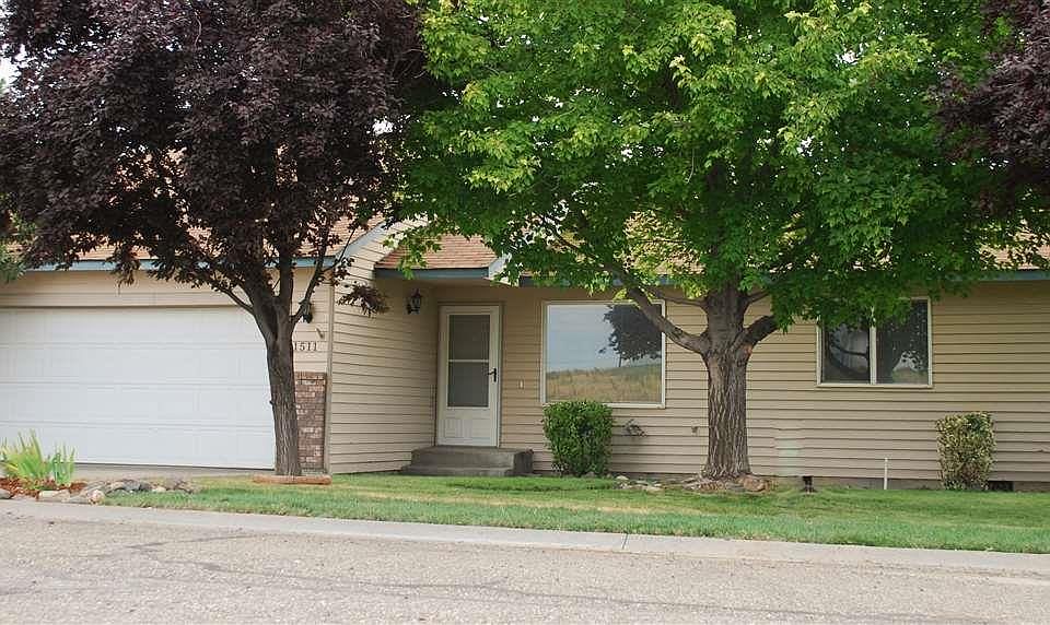 1st image of 1511 NE 12th St