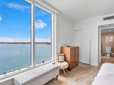 10350 W Bay Harbor Dr APT 9P, Bay Harbor Islands, FL, 33154