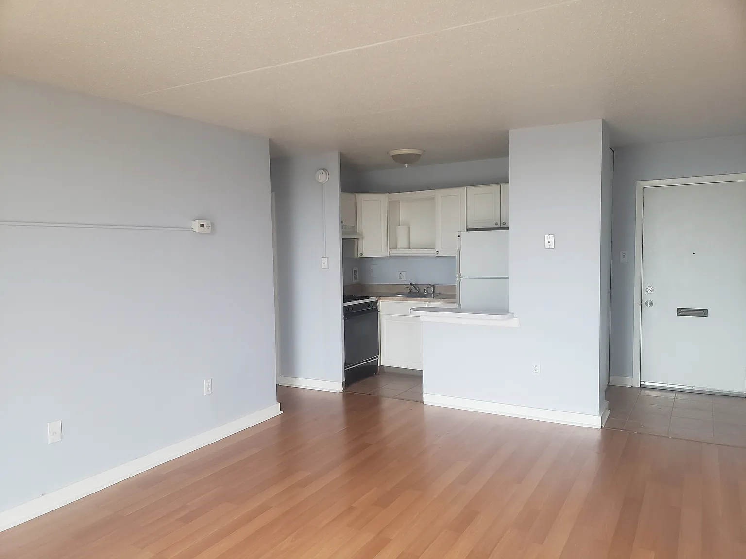 517-401 Cooper Landing Rd — Photo 2