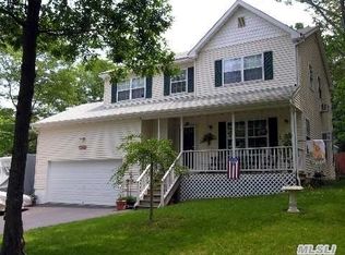 19 Birch Road, Rocky Point, NY 11778