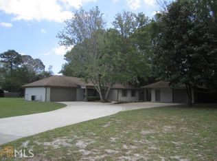 143 Cypress Ln, Saint Marys, GA 31558