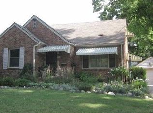 1817 Locust St, West Des Moines, IA 50265