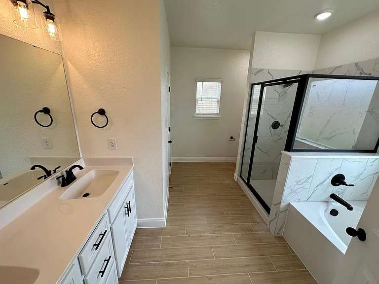 1607 Sideoats Ln — Photo 7