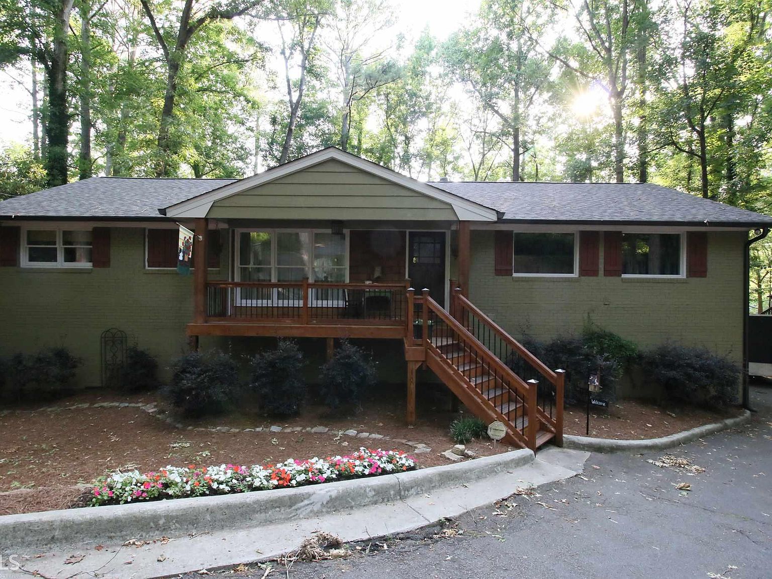 1842 Lake Lucerne Dr, Lilburn, GA 30047 Zillow