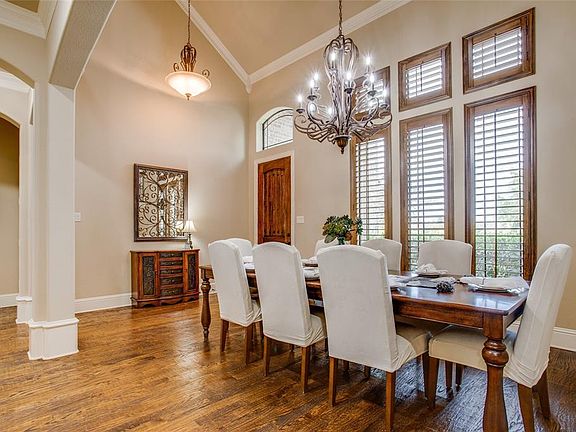 3rd image of 320 Eagles Crest Dr