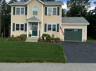 24 Cat Tail Cir, Rindge, NH 03461