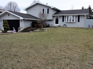 1117 Harvest Dr, Shorewood, IL