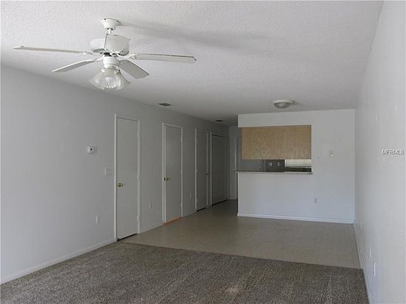 4th image of 400 NE 9th St
