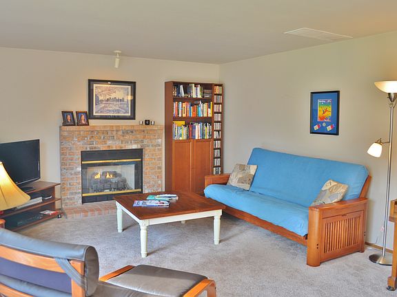 4th image of 3805 16th Avenue Ct NW