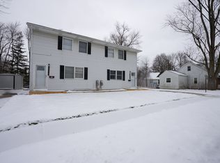 35271 Monroe St #2, Richmond, MI 48062