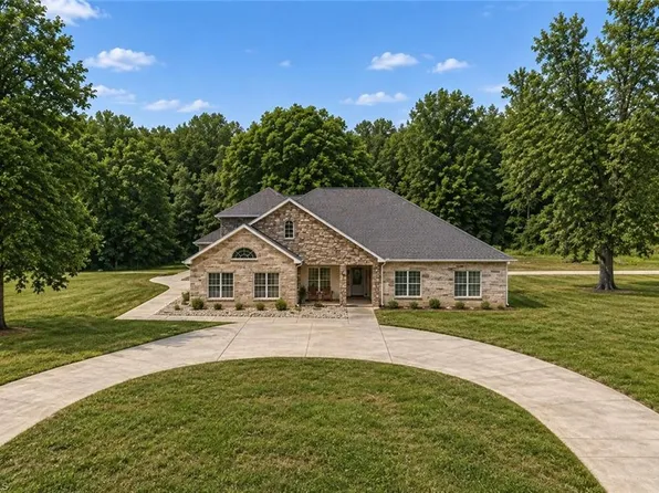 9190 Laurel Glenn Dr, Rural Hall, NC 27045
