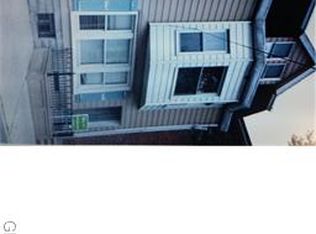 223 N 10th St APT 2, Allentown, PA 18102