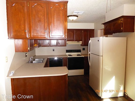 4th image of 5605 NW Briarwood Dr