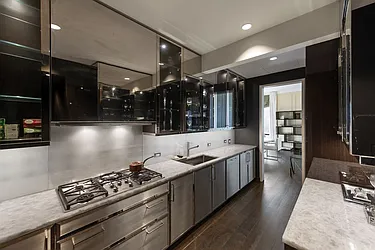 Rented by Mercer Partners International LLC