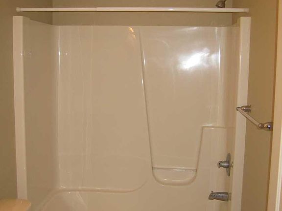 5th image of 2001 Horseshoe Bend Dr Unit A