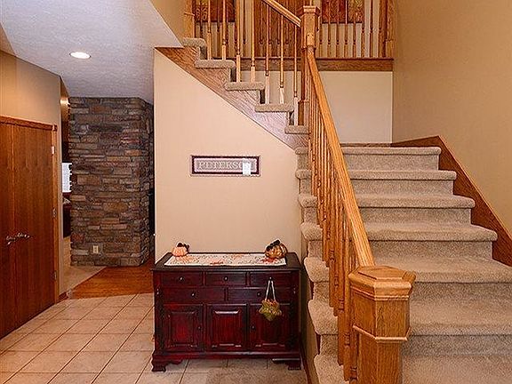 2nd image of 6424 N 157th St