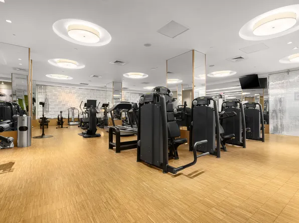 200 East 94th Street image 9 of 10