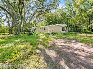 122 Arkays Ave, Spring Hill, FL 34609