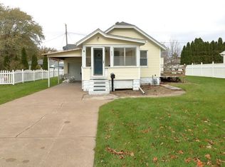 4307 17th Ave, Moline, IL 61265