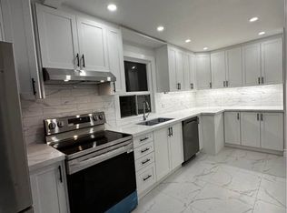 10 Anticosti Dr, Toronto, ON M1J1V5