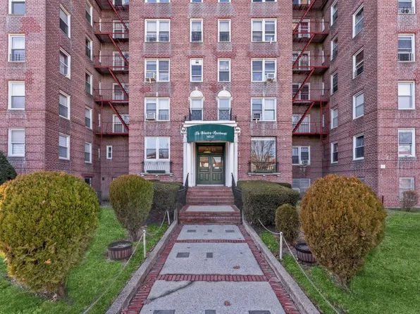 143-25 84 Drive #5K, Briarwood, NY 11435