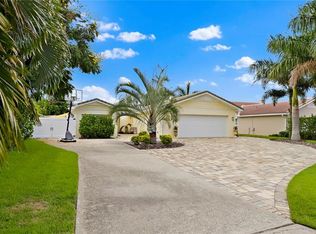 40 A Dolphin Dr, Treasure Island, FL 33706