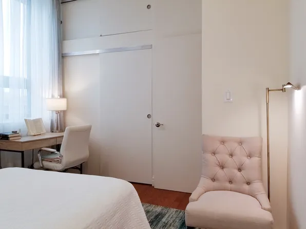 40-02 Broadway image 5 of 6