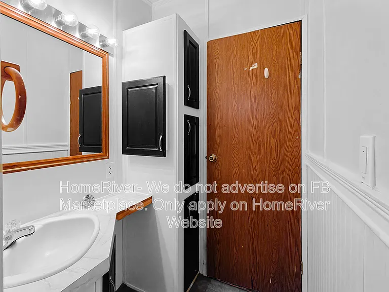 2920 S Windsor Rd — Photo 14