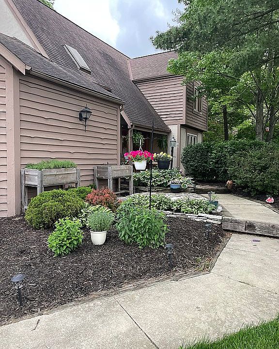 1st image of 1310 Goldsmith Dr