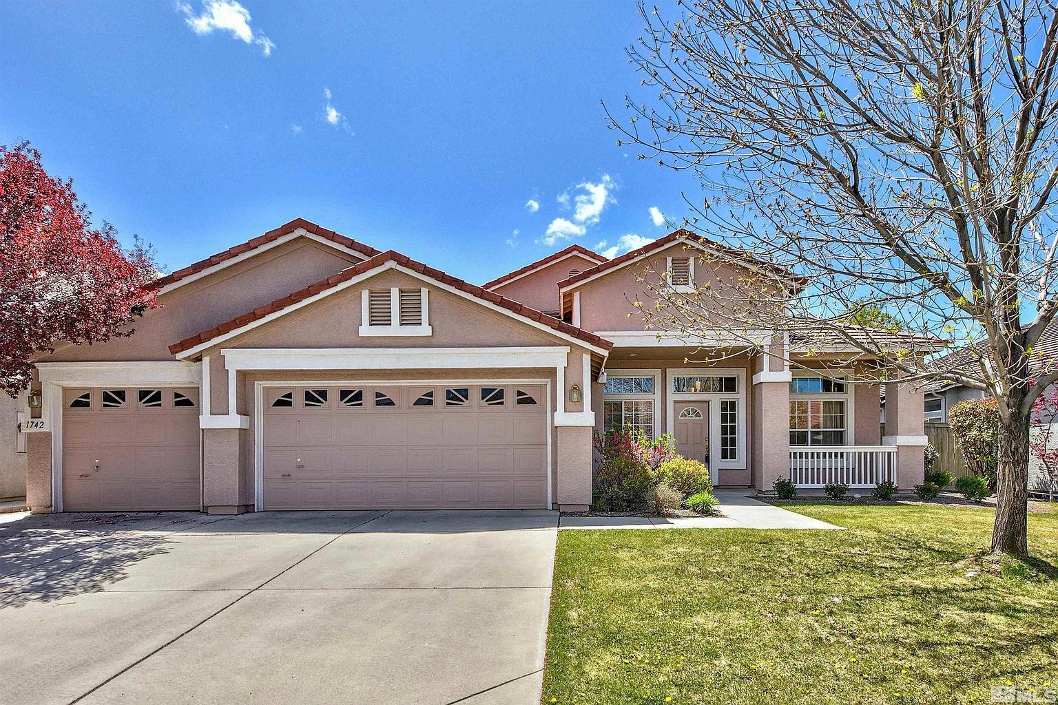 1742 Colavita Way photo 1