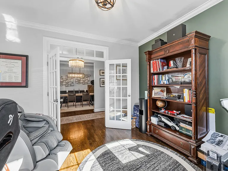 615 Berkmans Ln — Photo 23