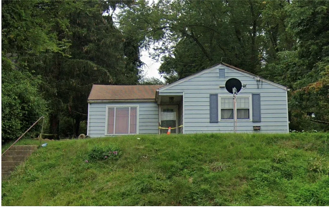 1705 Bower Hill Rd photo 1