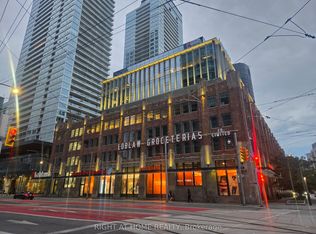 17 Bathurst St #602, Toronto, ON M5V 2N9