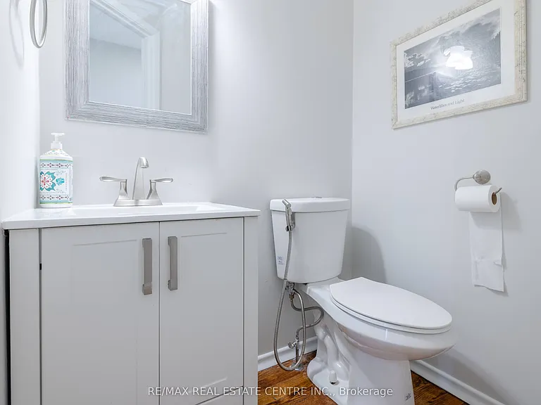 Trowbridge Dr — Photo 16