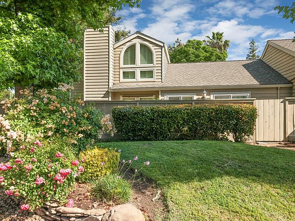 3rd image of 5856 Alexandria Pl