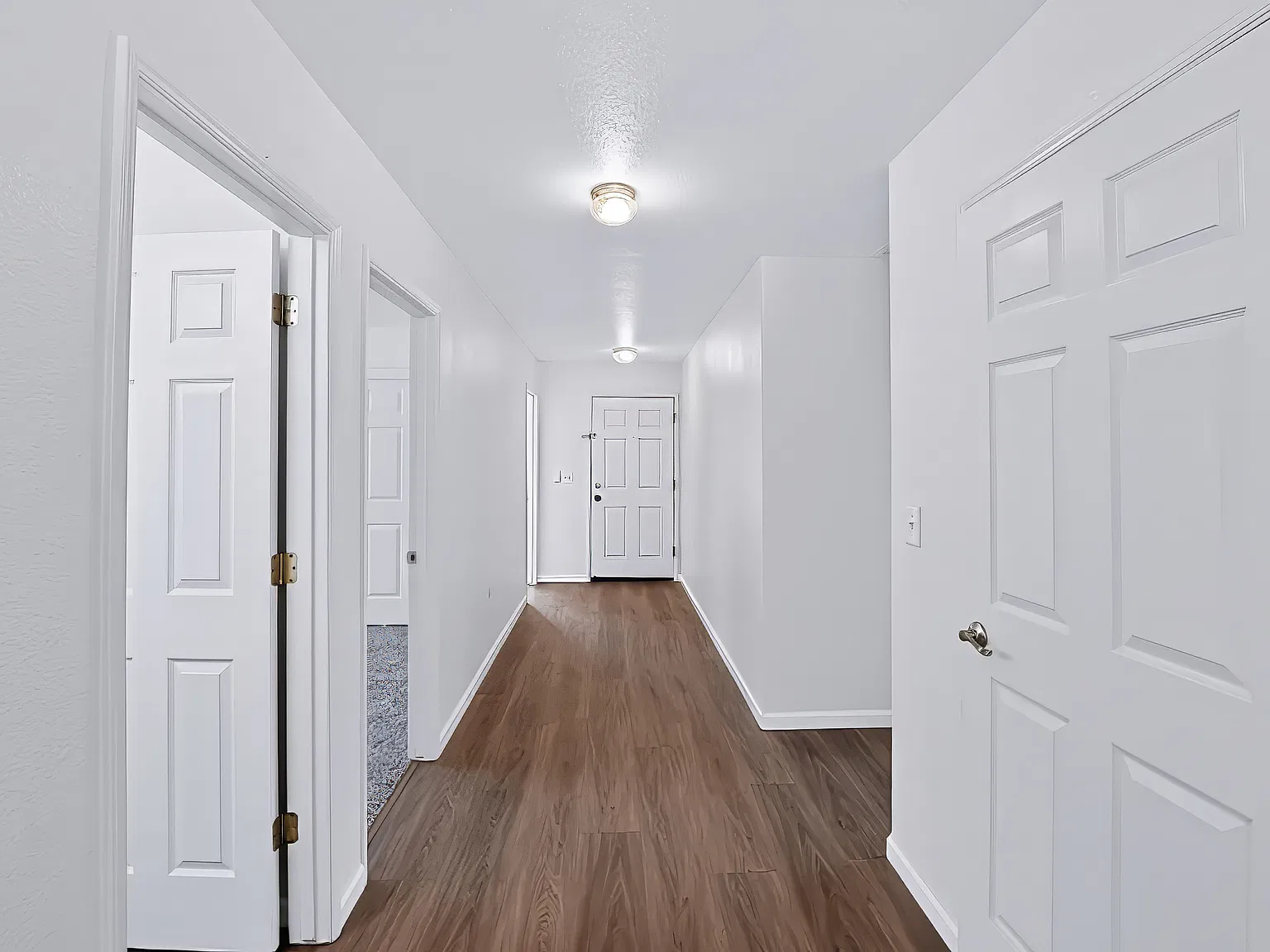 4 bed, 1602 sqft, $2,295 — Photo 4