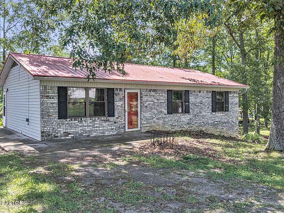3rd image of 322 Idlewild Dr