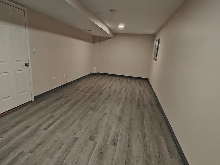 8703 Lost Valley Dr — Photo 29