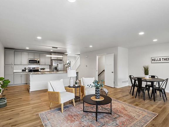 2nd image of 1224 Ronald Way