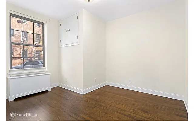 Rented by Douglas Elliman | media 18