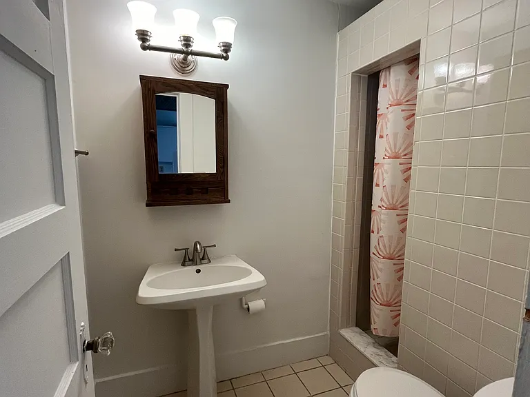 131 Oviedo St #2L — Photo 9