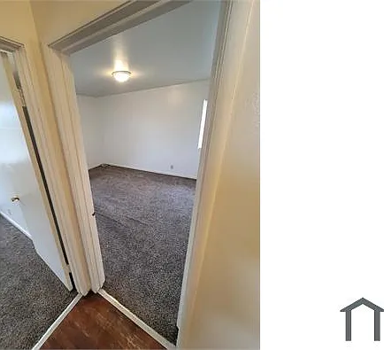 2219 Warner Ave — Photo 4