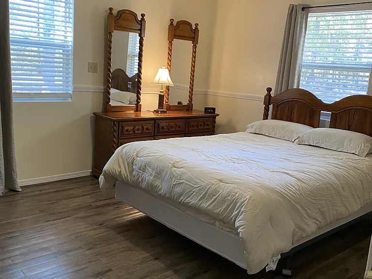 3900 Murphy Rd — Photo 5