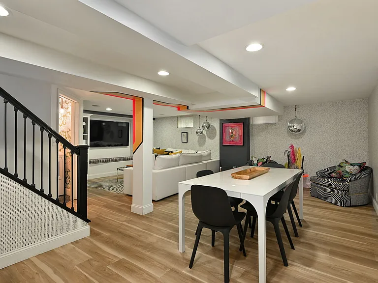 3403 W 73rd Ter — Photo 27