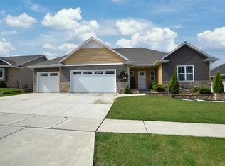 3344 Largo Ridge Dr, Green Bay, WI 54311