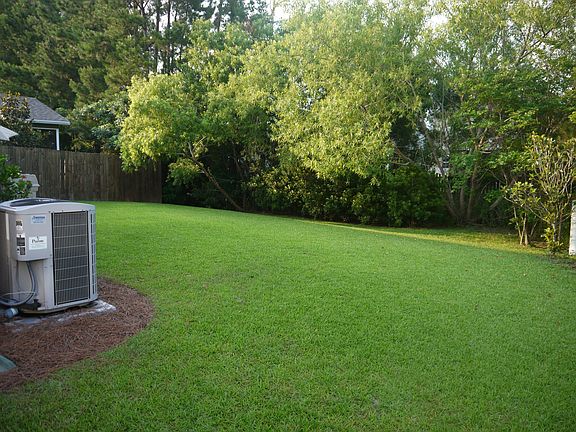 3rd image of 224 Nelliefield Creek Dr