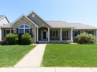 820 15th Ave SW, Mount Vernon, IA 52314